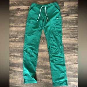 FIGS scrub pants in hunter green